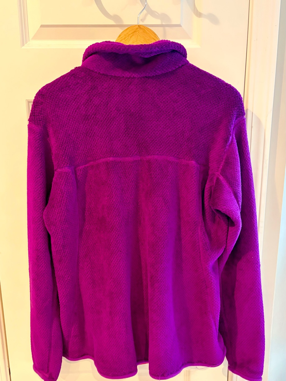 Patagonia Women's Re-Tool Snap-T Pullover in Magenta - Picture 2 of 2
